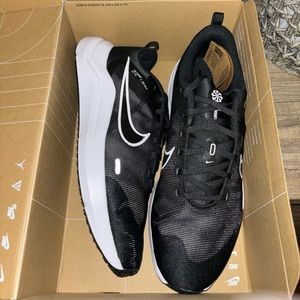 BRAND NEW IN BOX. men’s downshifter 10.5 NIKE
